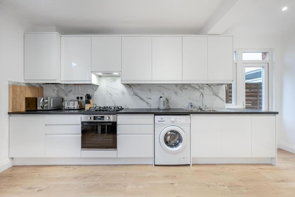 Casa vacanze Brand New Cricklewood Zone 2 Modern *