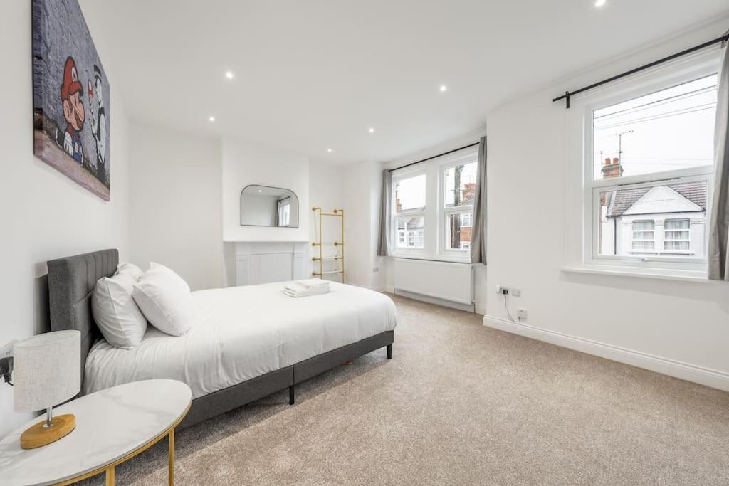 Casa vacanze Brand New Cricklewood Zone 2 Modern Londra