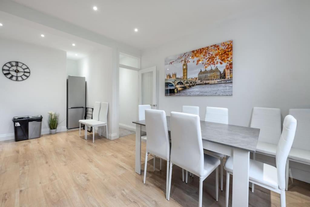 Casa vacanze Brand New Cricklewood Zone 2 Modern Londra